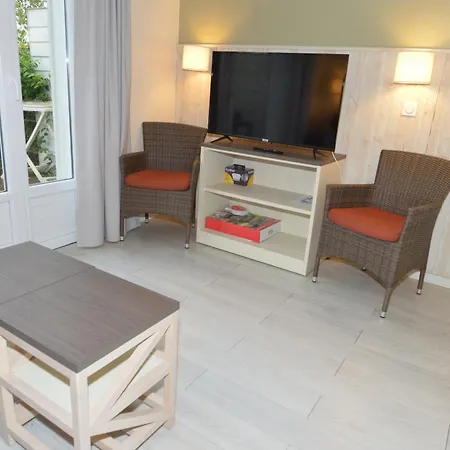 Maison Privee Au Domaine Du Normandy Garden