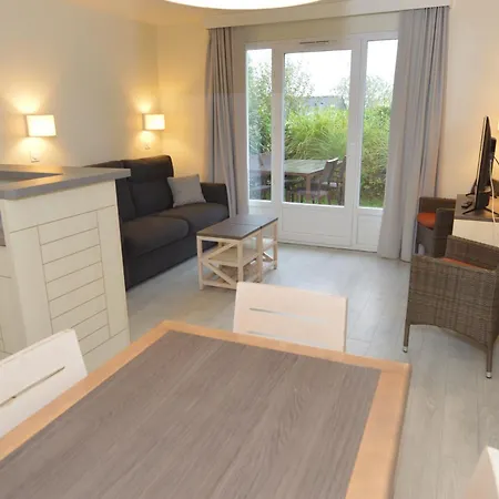 Maison Privee Au Domaine Du Normandy Garden Апартаменты *