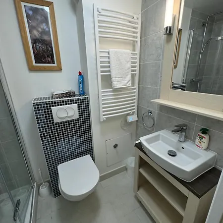 Maison Privee Au Domaine Du Normandy Garden *