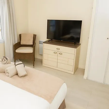 Maison Privee Au Domaine Du Normandy Garden *