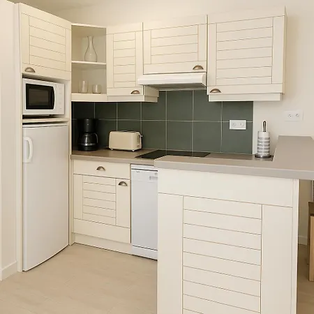 Apartament Maison Privee Au Domaine Du Normandy Garden *