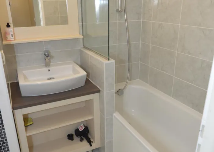 Maison Privee Au Domaine Du Normandy Garden * Danestal