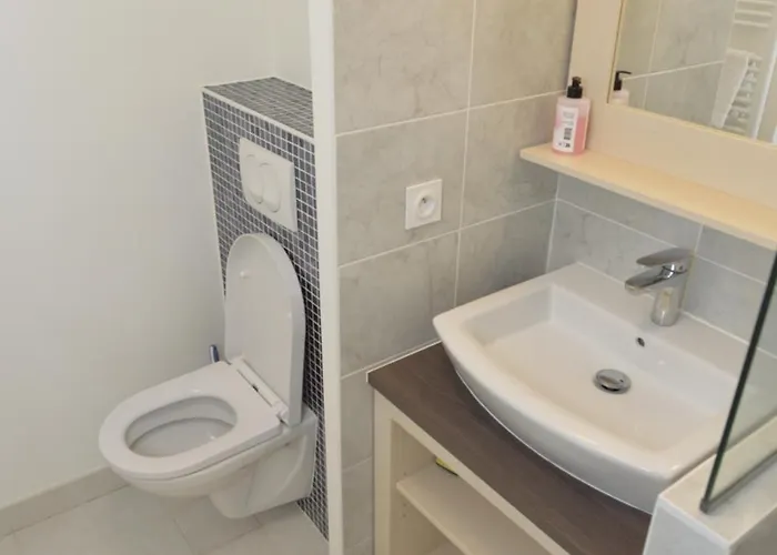 Maison Privee Au Domaine Du Normandy Garden