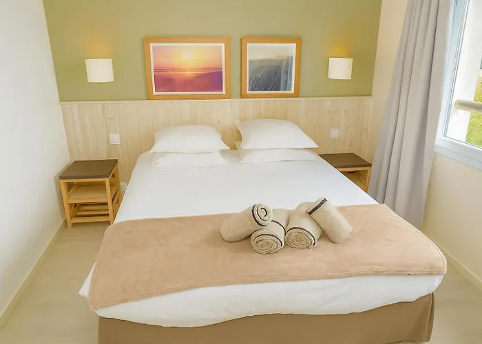 Apartment Maison Privee Au Domaine Du Normandy Garden Danestal